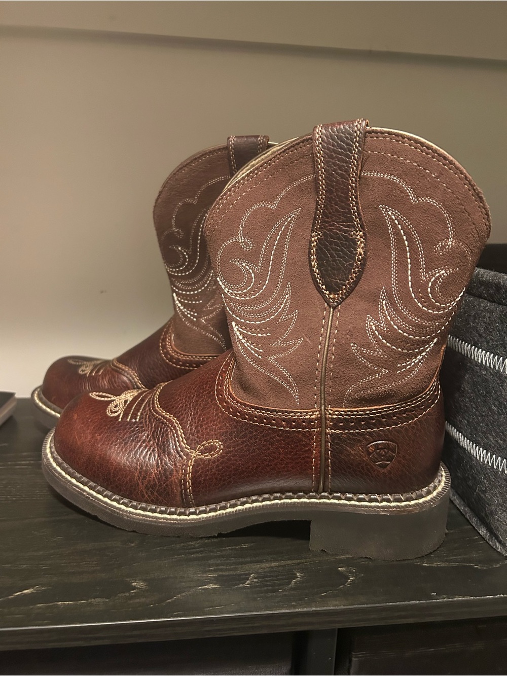 Women’s Ariat Boots - Size 7B